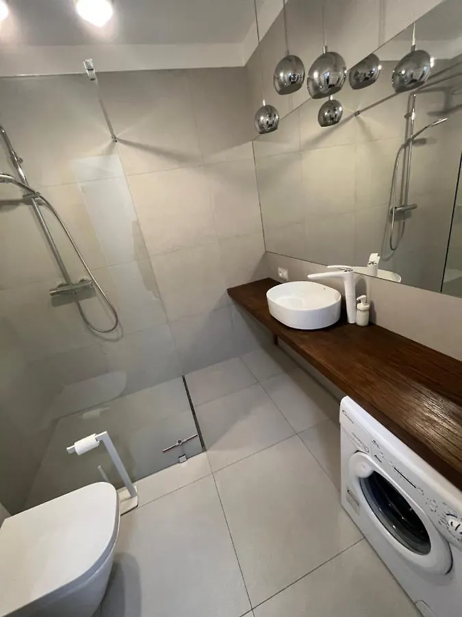 Przytulna Apartment Close To The Airport And Pkm Gdańsk